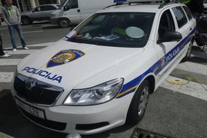 Slika /A Nove Fotke/autopolicija12.JPG